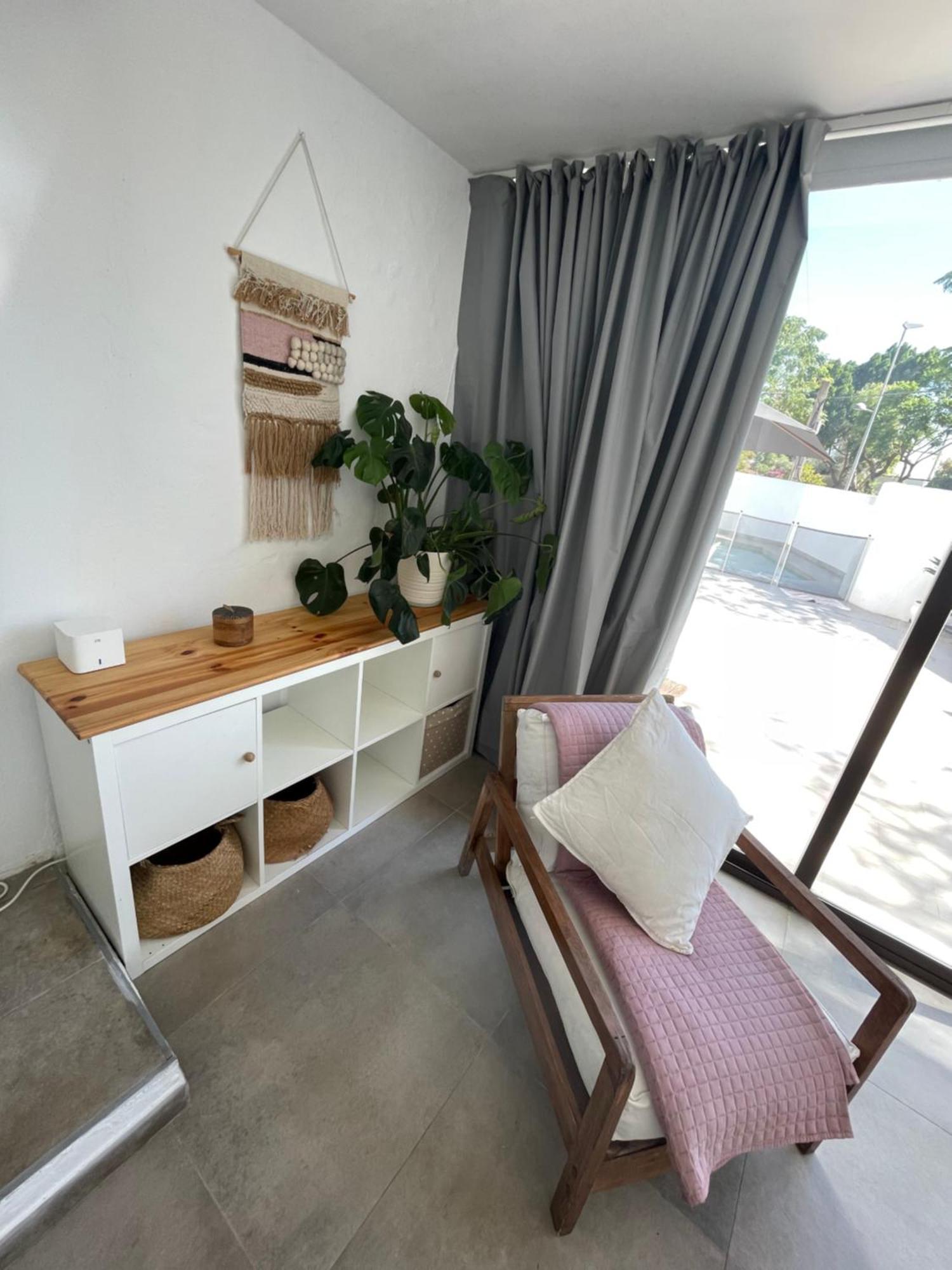 Mediterranean House - Habitaciones Privadas En Casa Compartida Mairena del Aljarafe Bagian luar foto