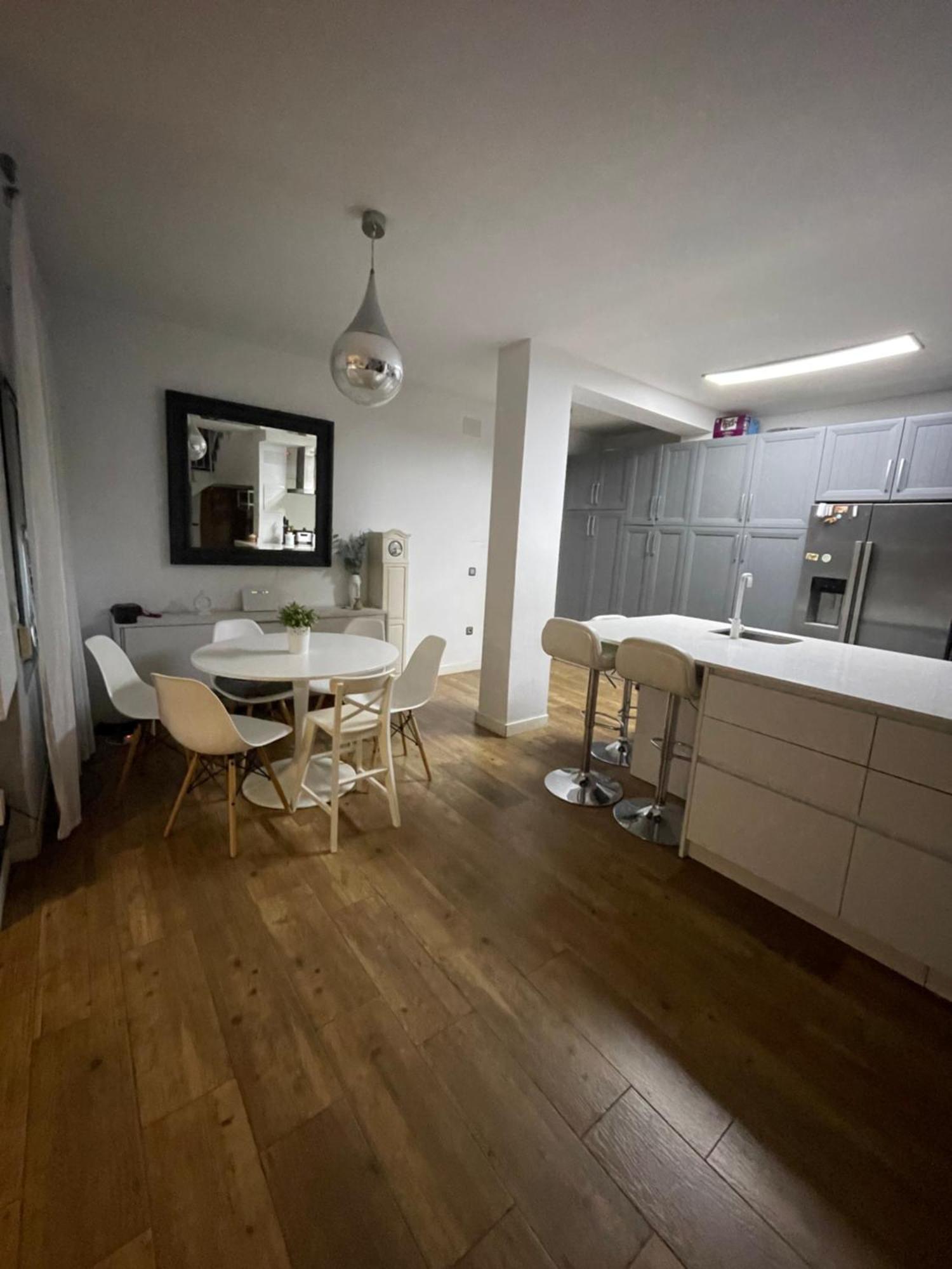Mediterranean House - Habitaciones Privadas En Casa Compartida Mairena del Aljarafe Bagian luar foto